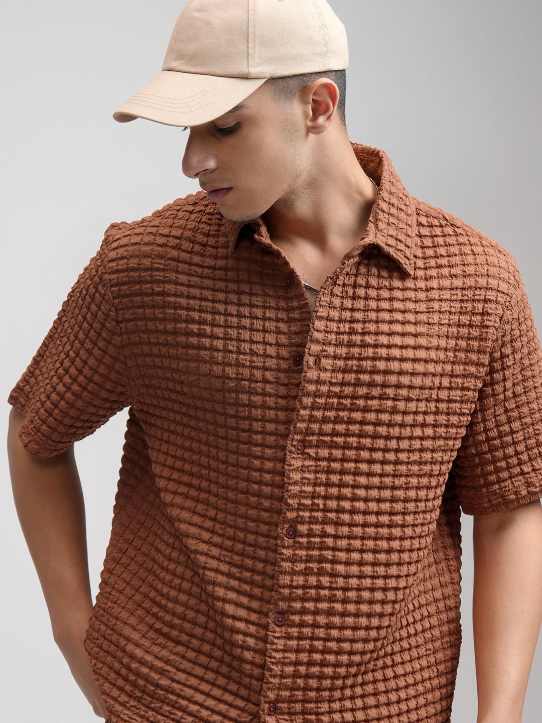 

HIGHLANDER Men Popcorn Textured Solid Boxy Shirt, Rust