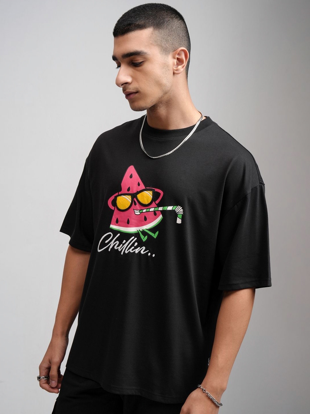 

HIGHLANDER Men Round Neck Half Sleeve Oversized Embellished T-shirt, Black