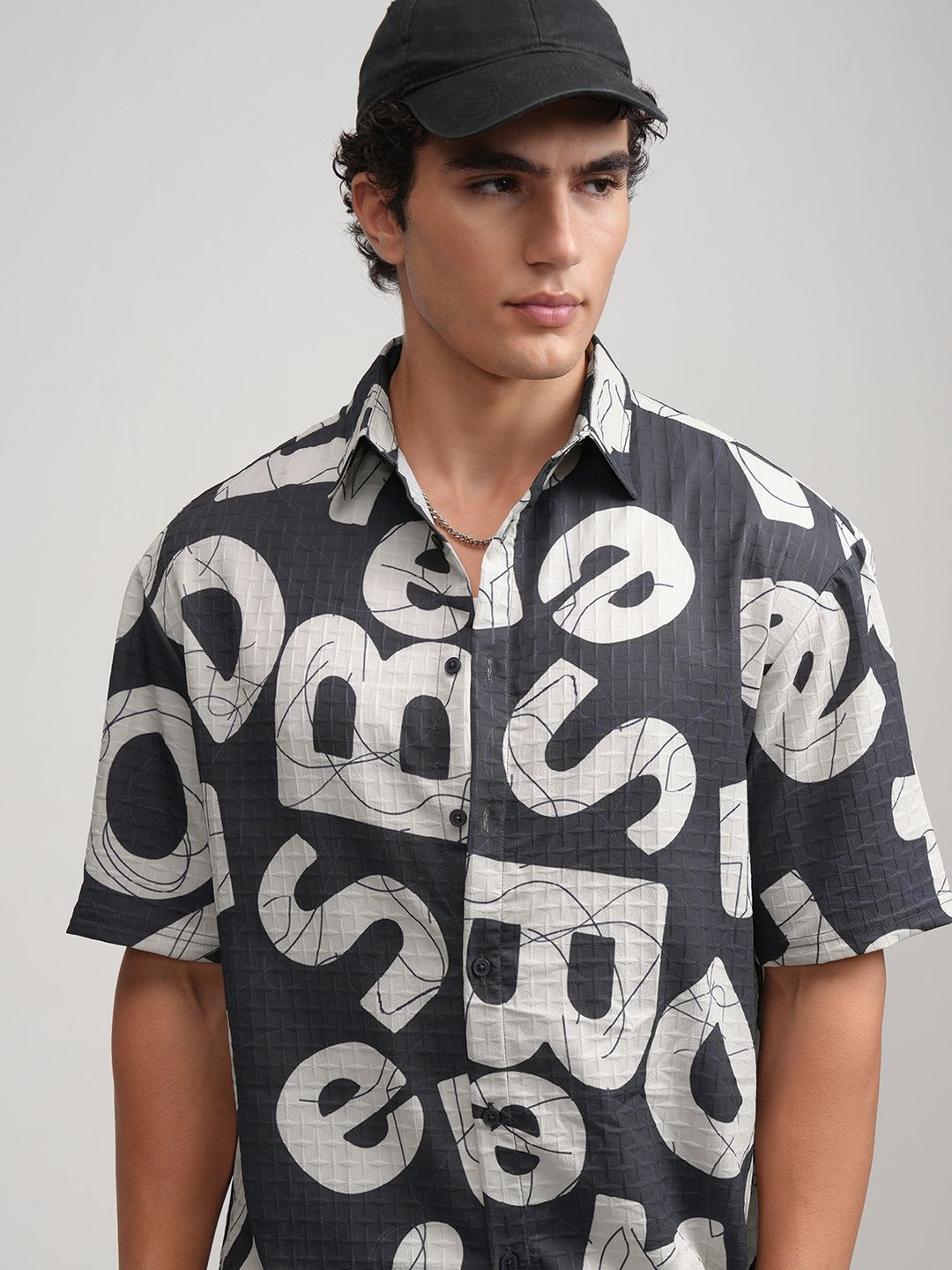 

HIGHLANDER Men Popcorn Textured Printed Oversized Shirt, Navy blue
