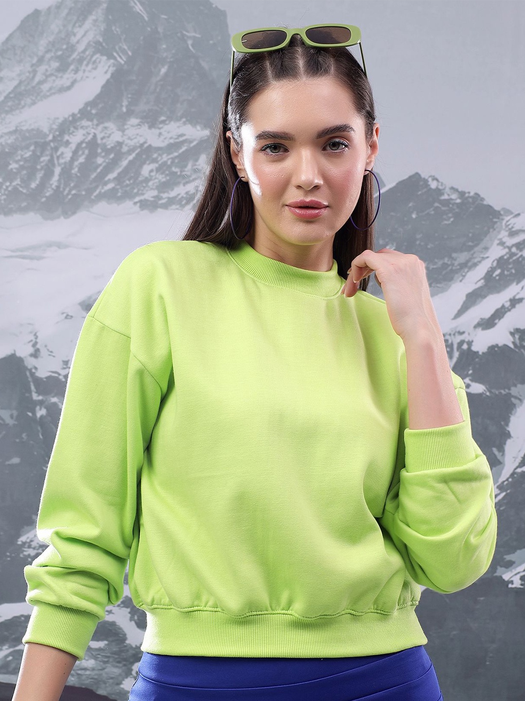 

Kotty Women Round Neck Sweatshirt, Green