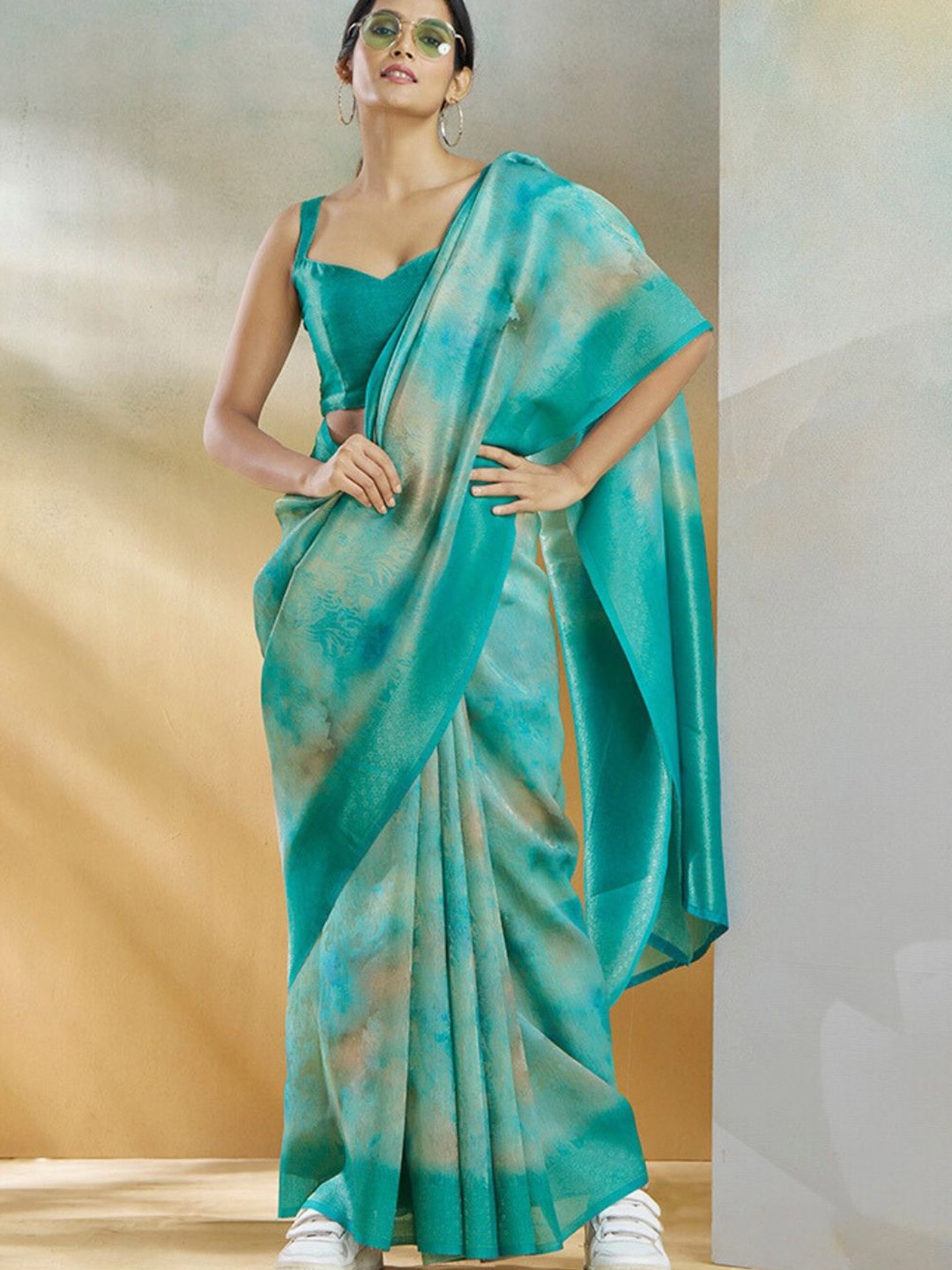 

DEVATITHI Handloom Weaving Silk Saree, Turquoise blue