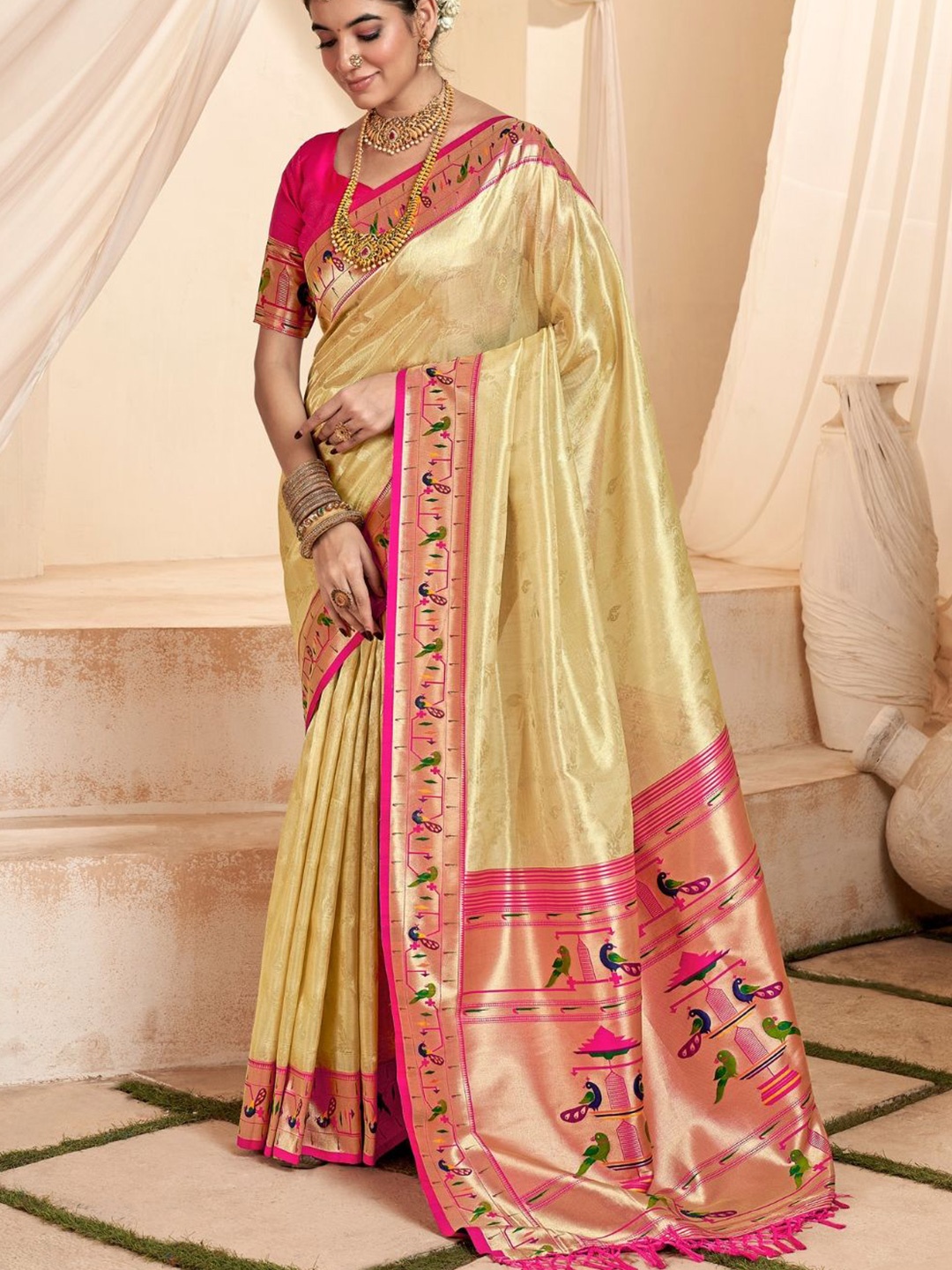 

DEVATITHI PURE PAITHANI TISSUE SILK WITYH ZARI BORDER Saree, Cream