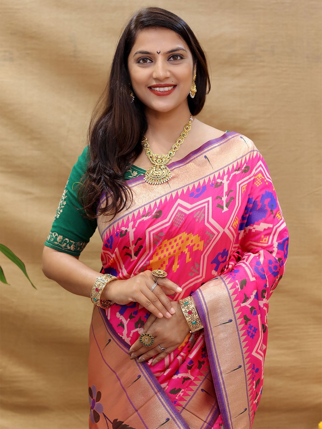 

Royal Rajgharana Saree Woven Design Zari Pure Silk Patola Sarees, Pink