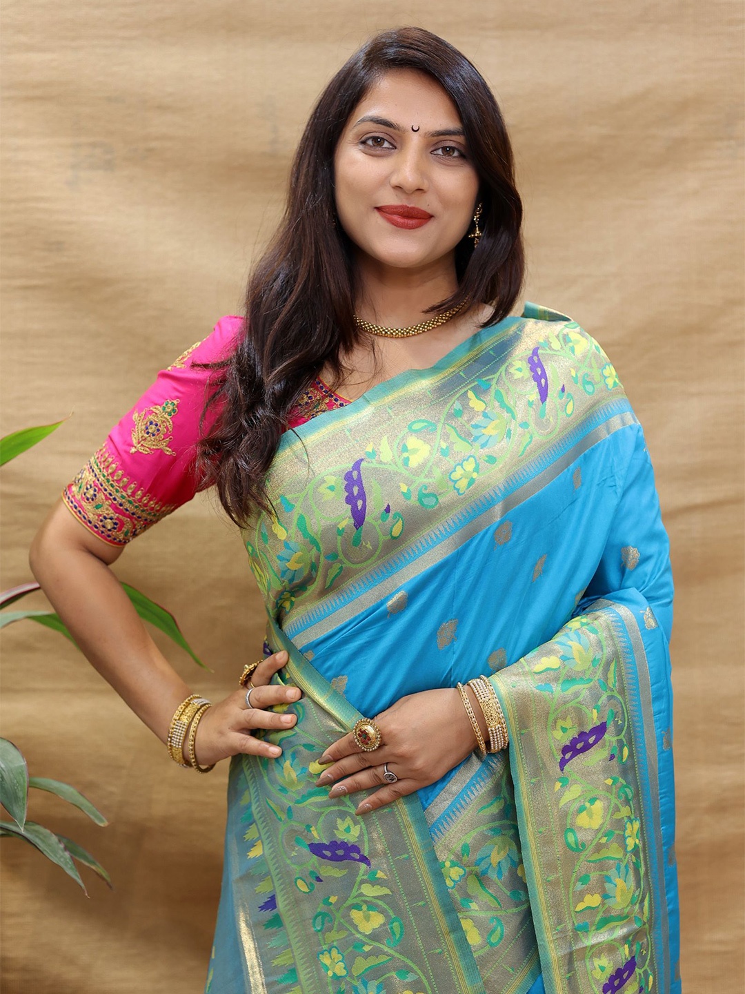 

Royal Rajgharana Saree Woven Design Zari Pure Silk Paithani Sarees, Turquoise blue
