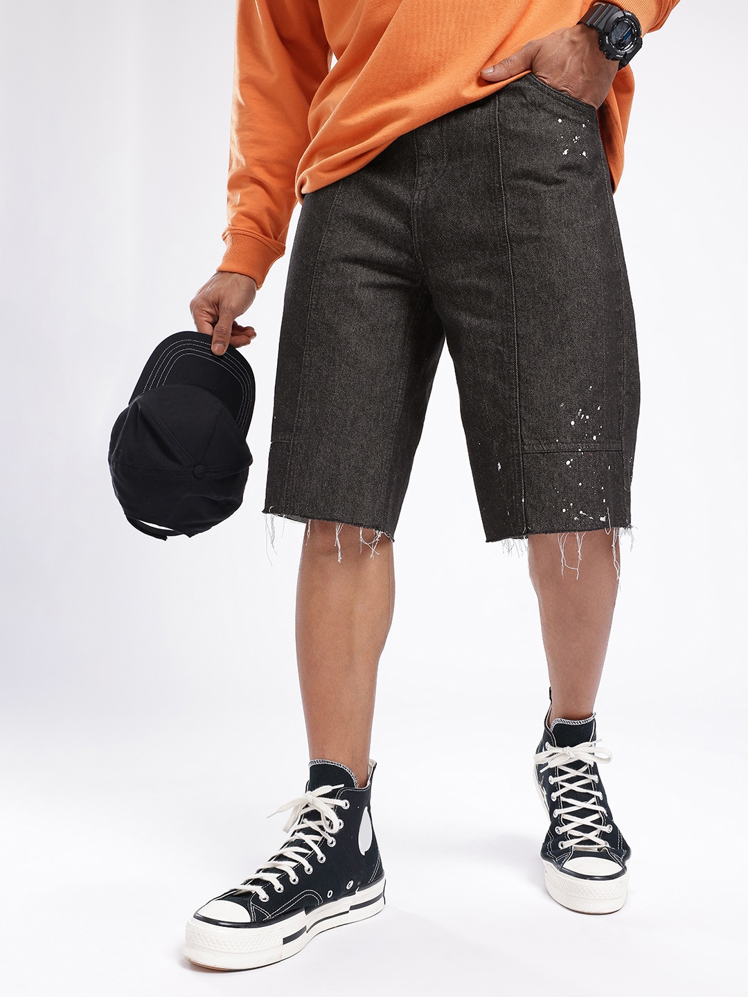 

glitchez Men Urban Savvy Sprinkle Raw Edges Loose Fit Jorts, Black