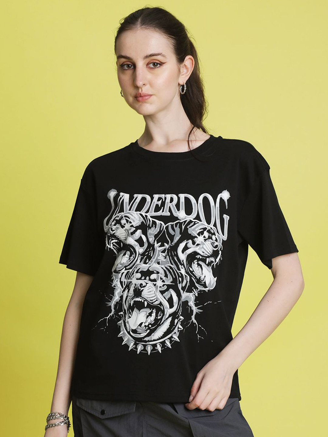 

Bene Kleed Women Graphic Printed Round Neck Cotton T-shirt, Black