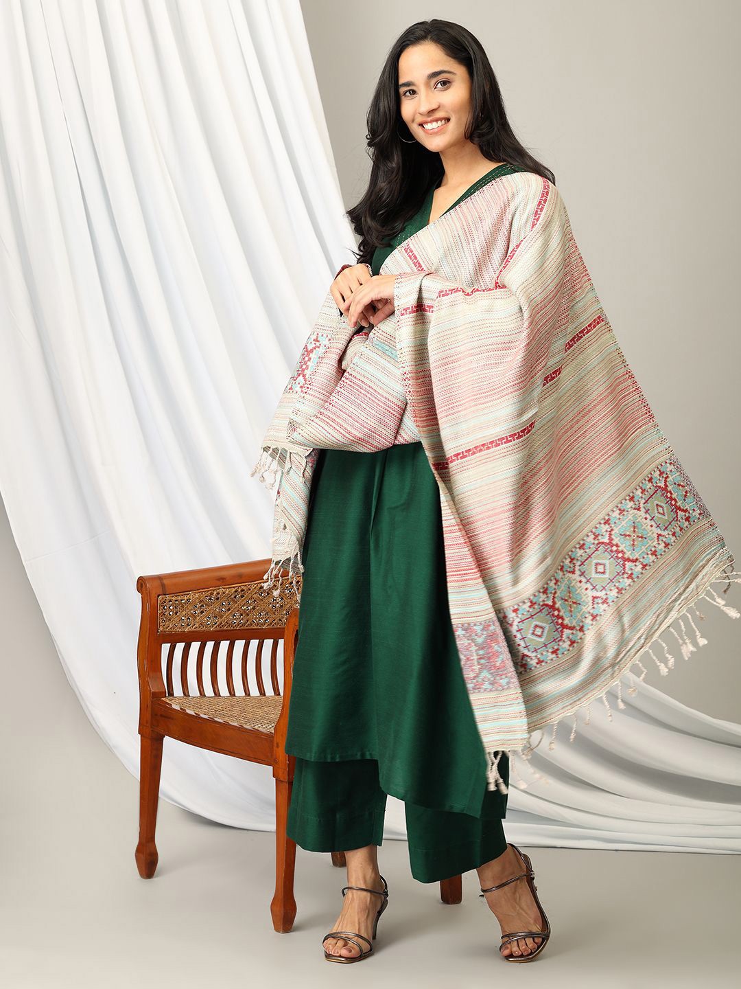 

The Woman Store Women Printed Stole With Tasselled Border, Blue