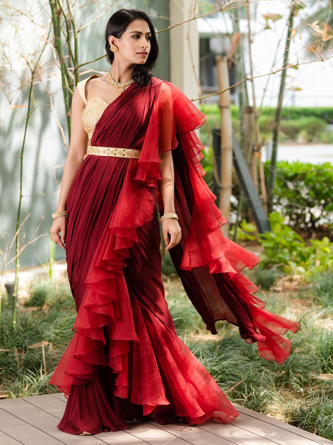 

Rashika Sharma Pure Chiffon Saree, Maroon