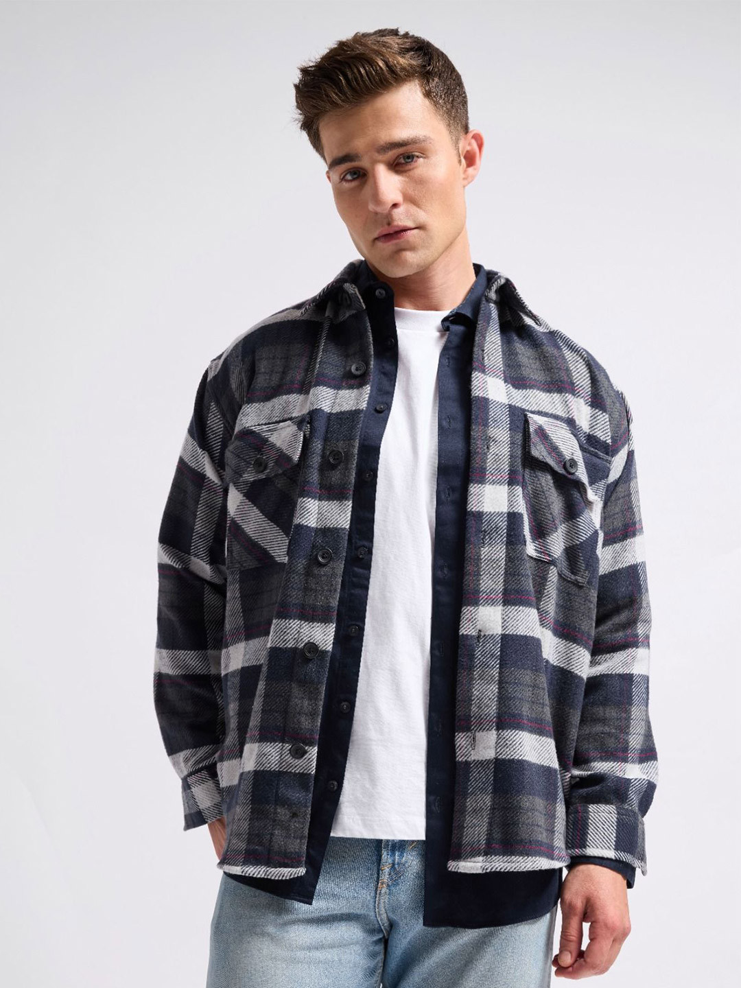 

MISCHIEF MONKEY Men Classic Relaxed Fit Spread Collar Checked Cotton Casual Shirt, Navy blue