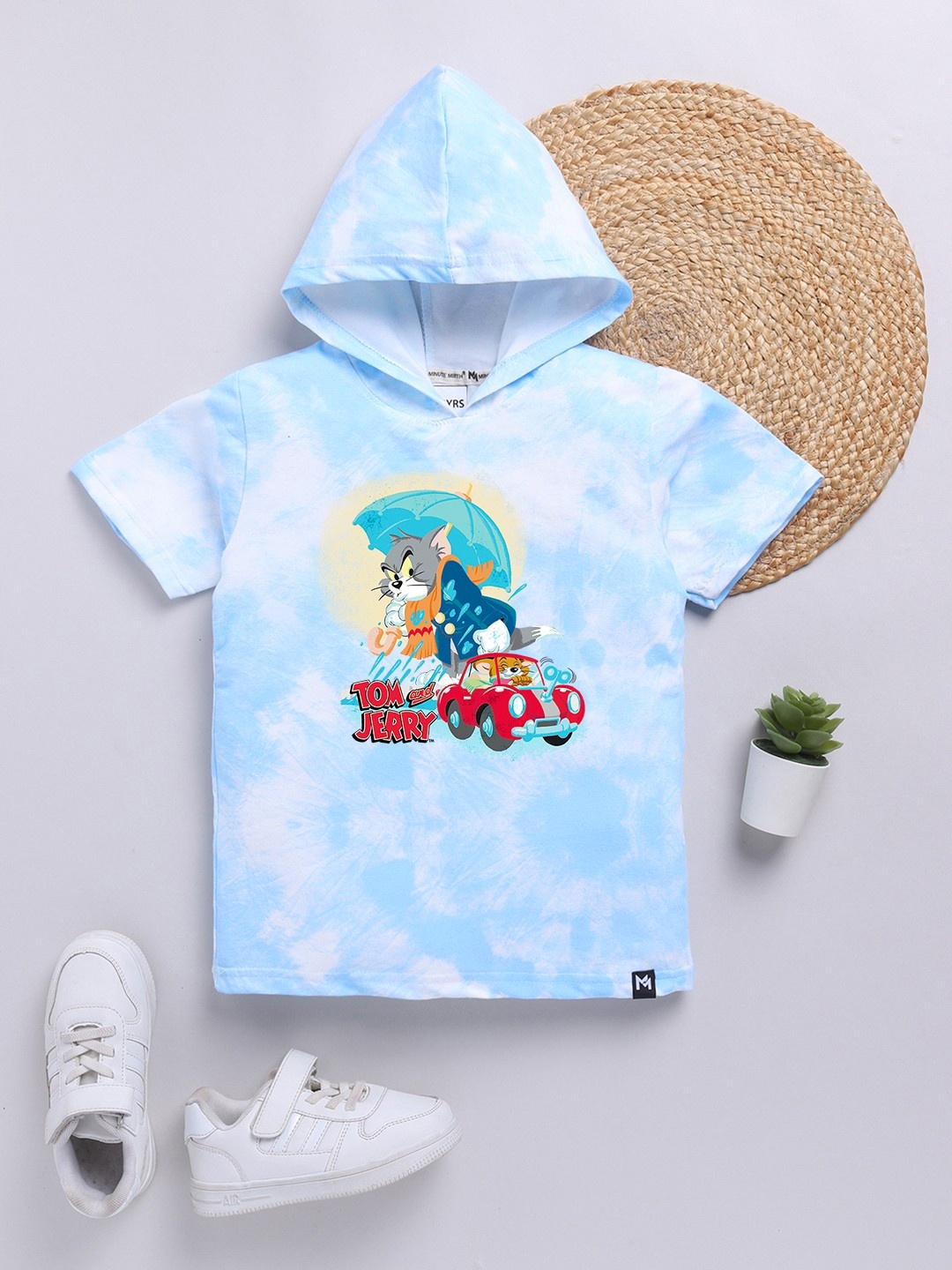 

YK X Minute Mirth Boys Tie & Dye Tom & Jerry Printed Cotton Hooded T-shirt, Blue