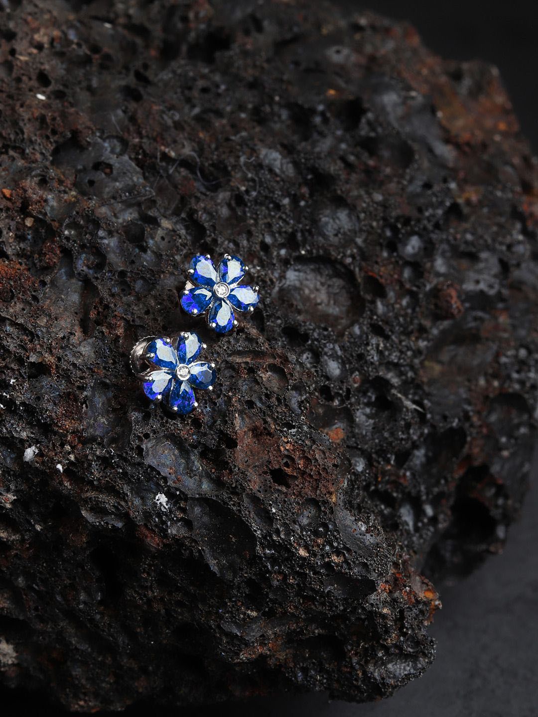 

AKSHAT SAPPHIRE 92.5 Sterling Silver Rhodium-Plated Cubic Zirconia Studded Floral Studs