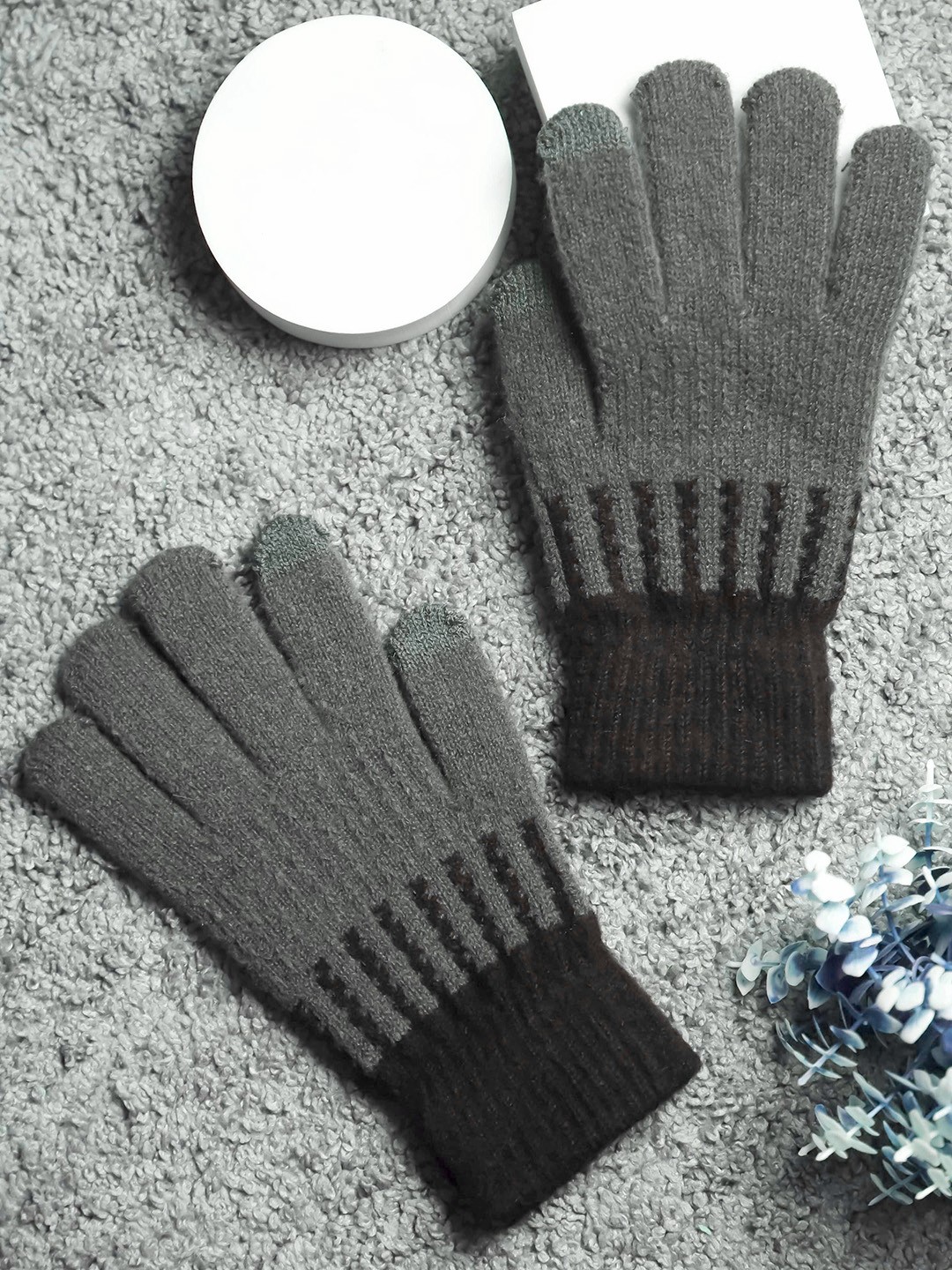 

Brauch Men Patterned Winter Gloves, Grey