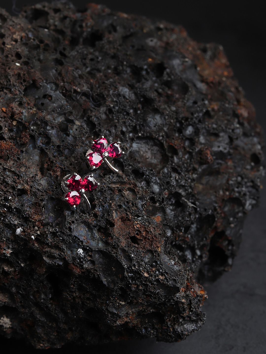 

AKSHAT SAPPHIRE Heart Shaped Studs Earrings, Pink