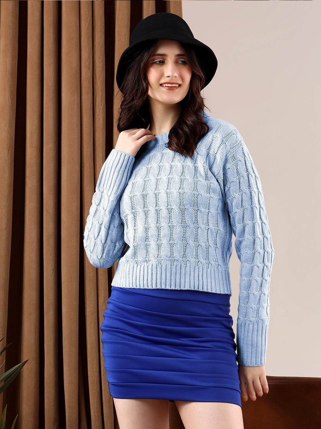 

Kotty Women Round Neck Pullover, Blue