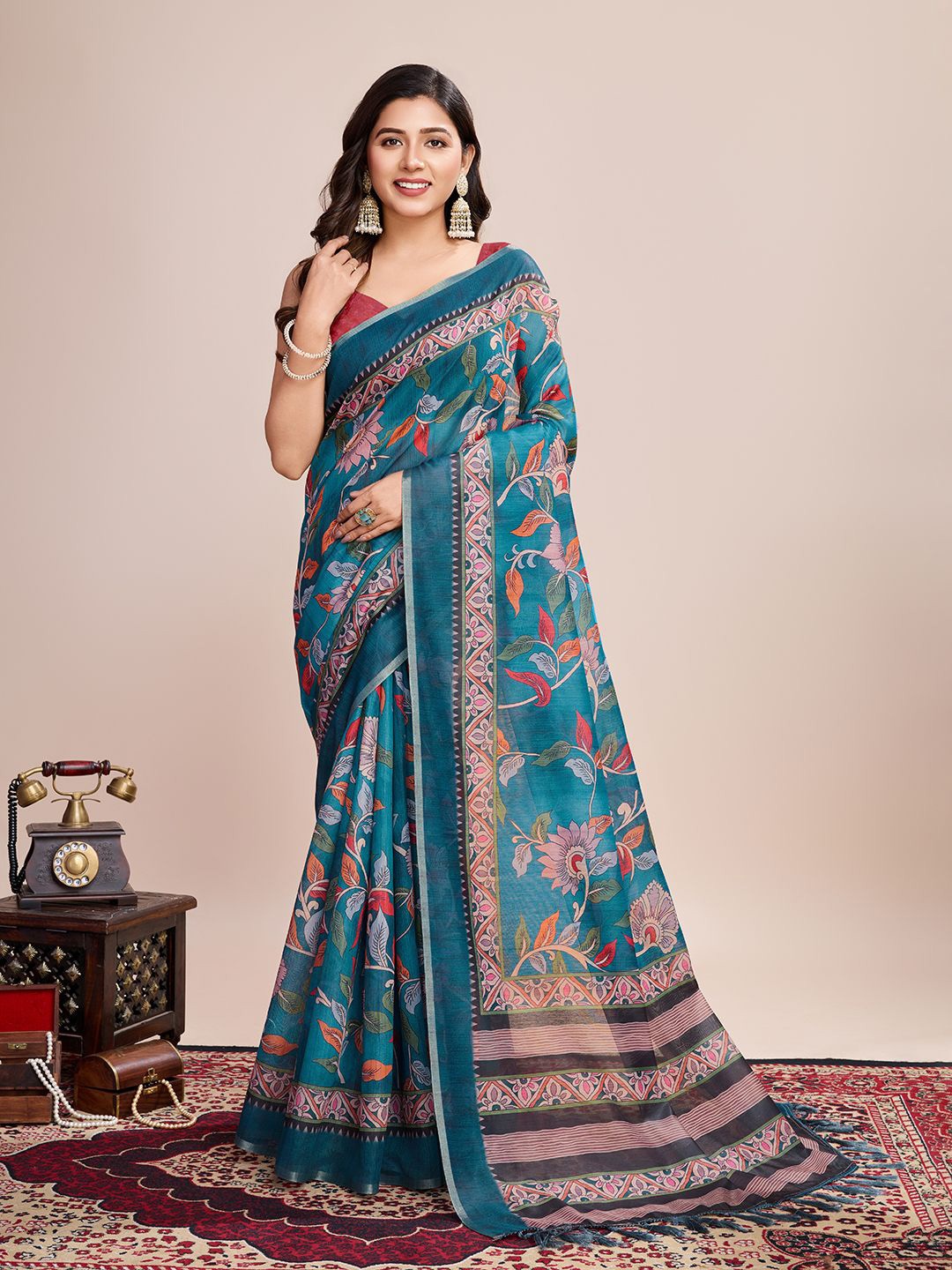 

Mitera Floral Printed Zari Saree, Teal