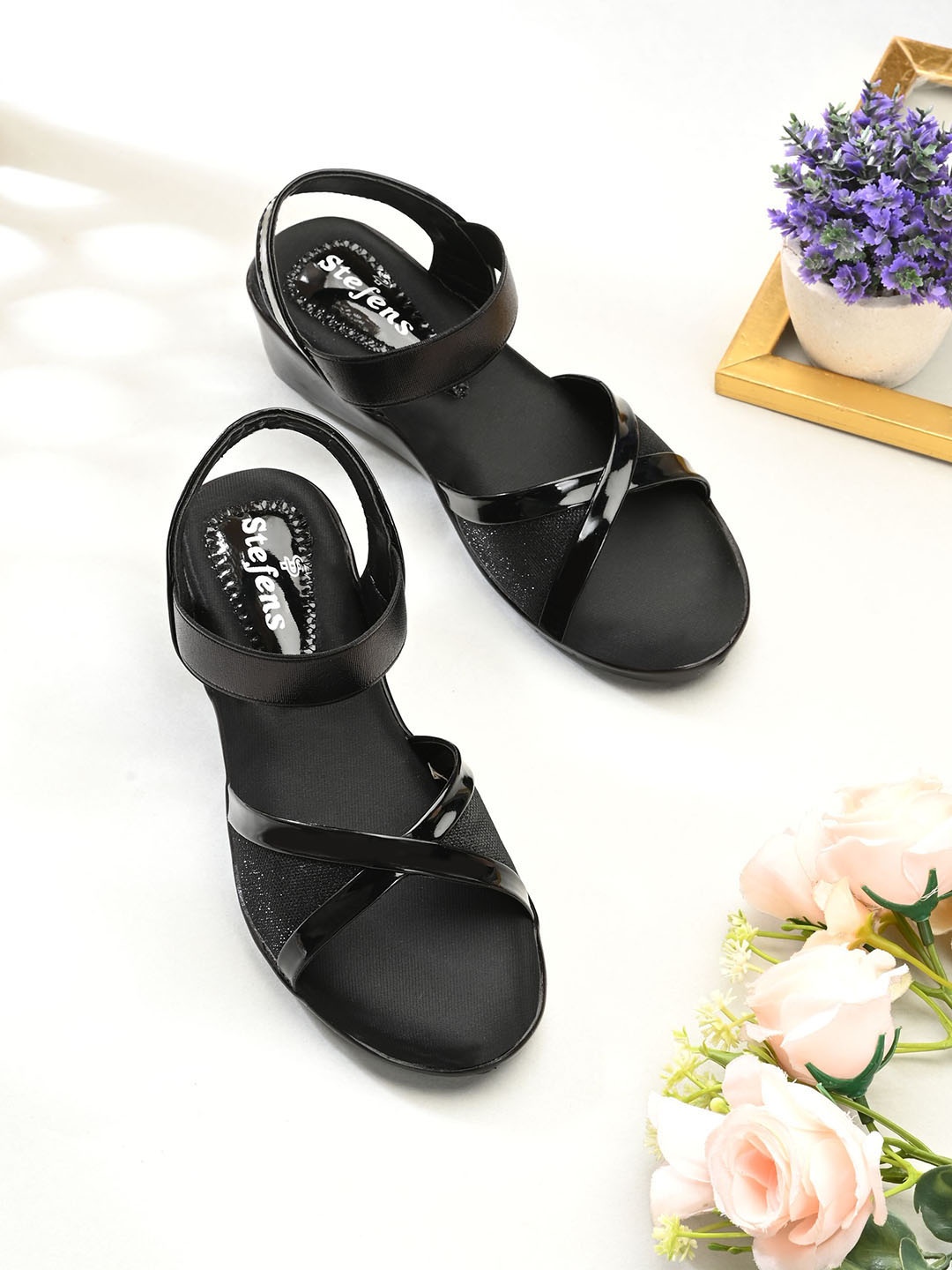 

STEFENS Girls Open Toe Wedge Heel Sandals, Black