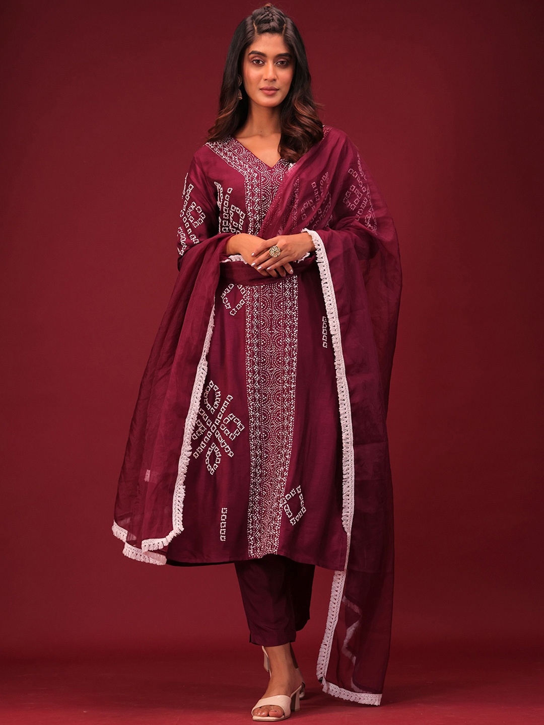 

ORAT Geometric Embroidered Thread Work Pure Silk Straight Kurta With Trouser & Dupatta, Maroon