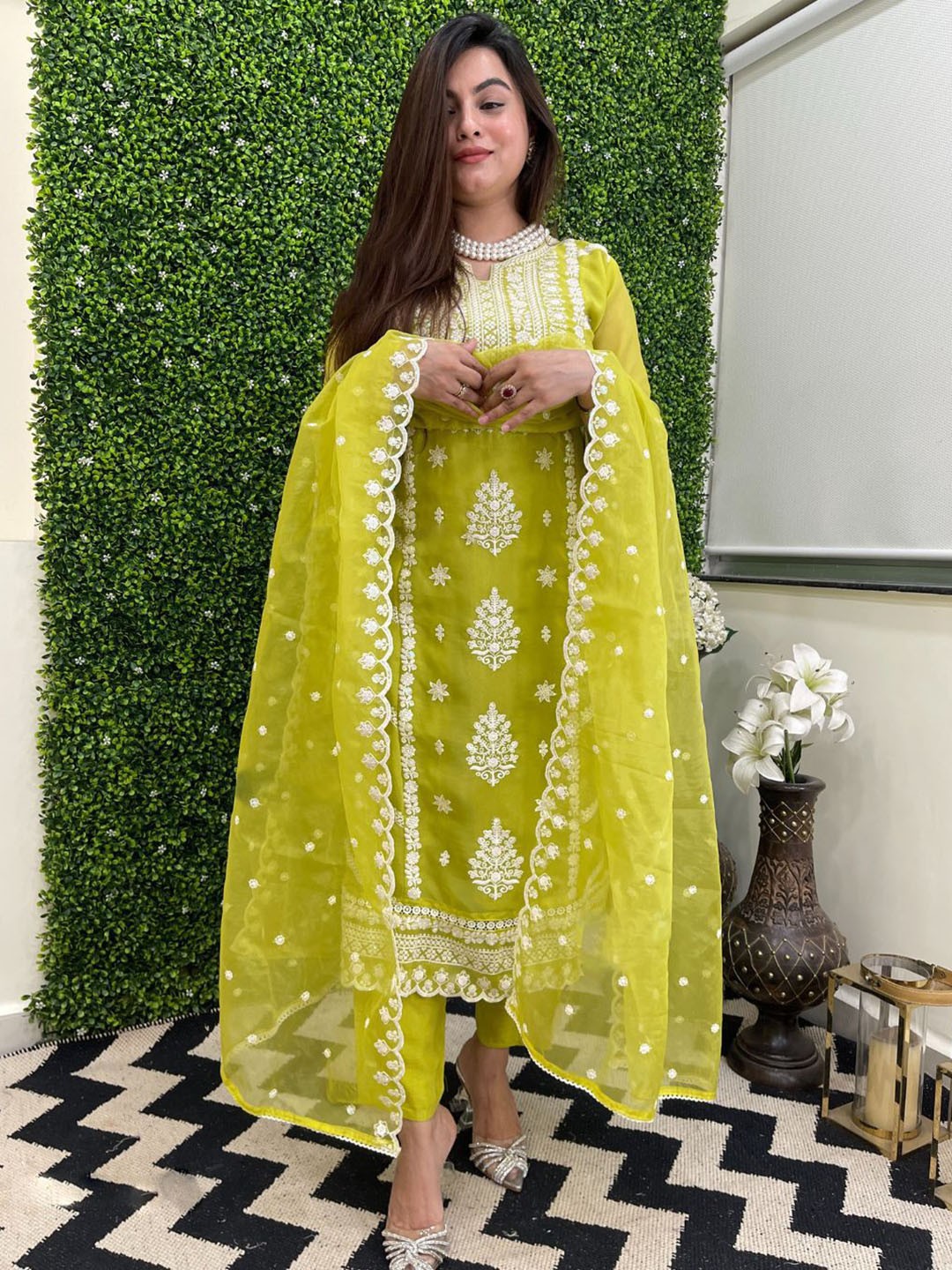 

KALINI Floral Embroidered Round Neck Thread Work Straight Kurta With Trousers & Dupatta, Green