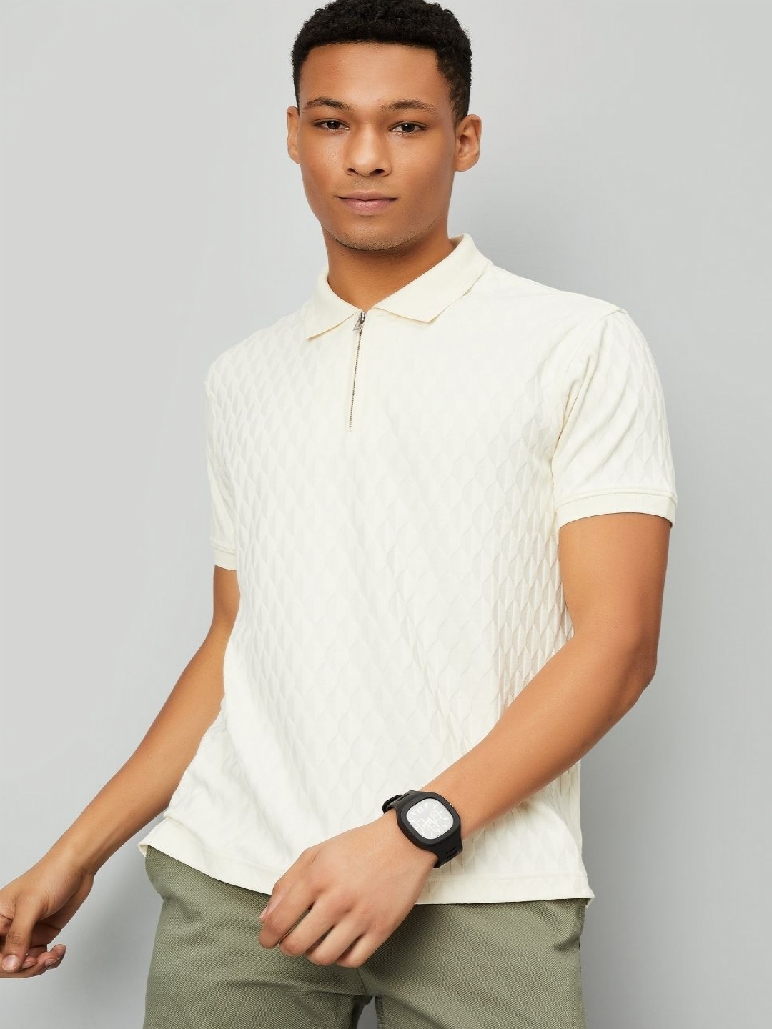 

max Men Self Design Polo Collar T-shirt, Off white