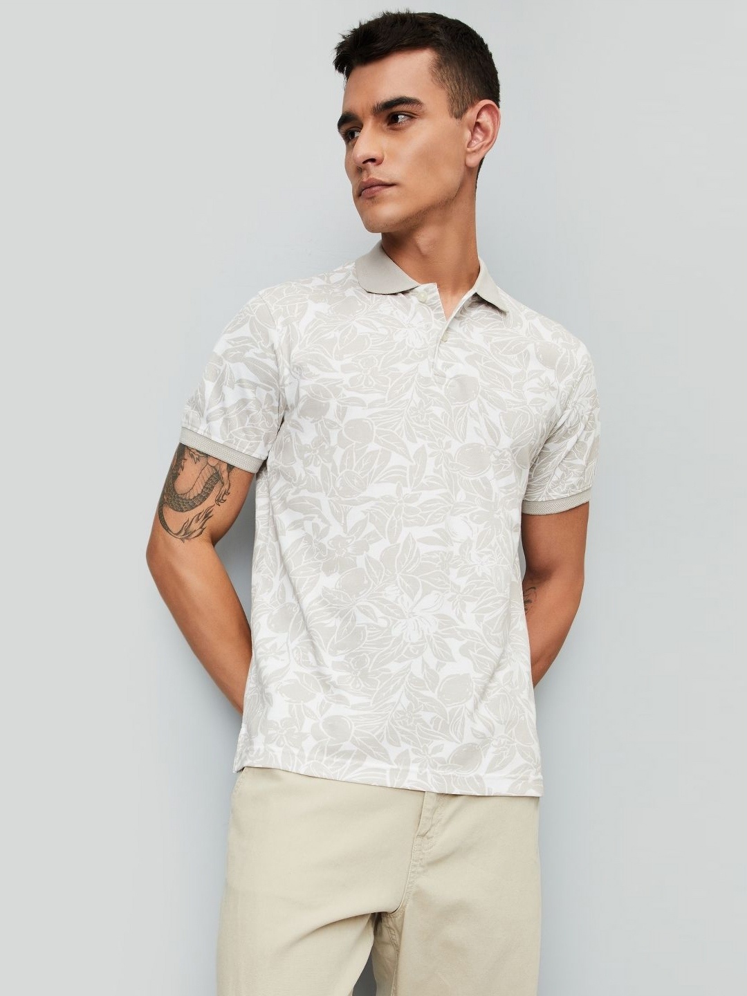 

max Men Floral Printed Polo Collar Cotton T-shirt, White