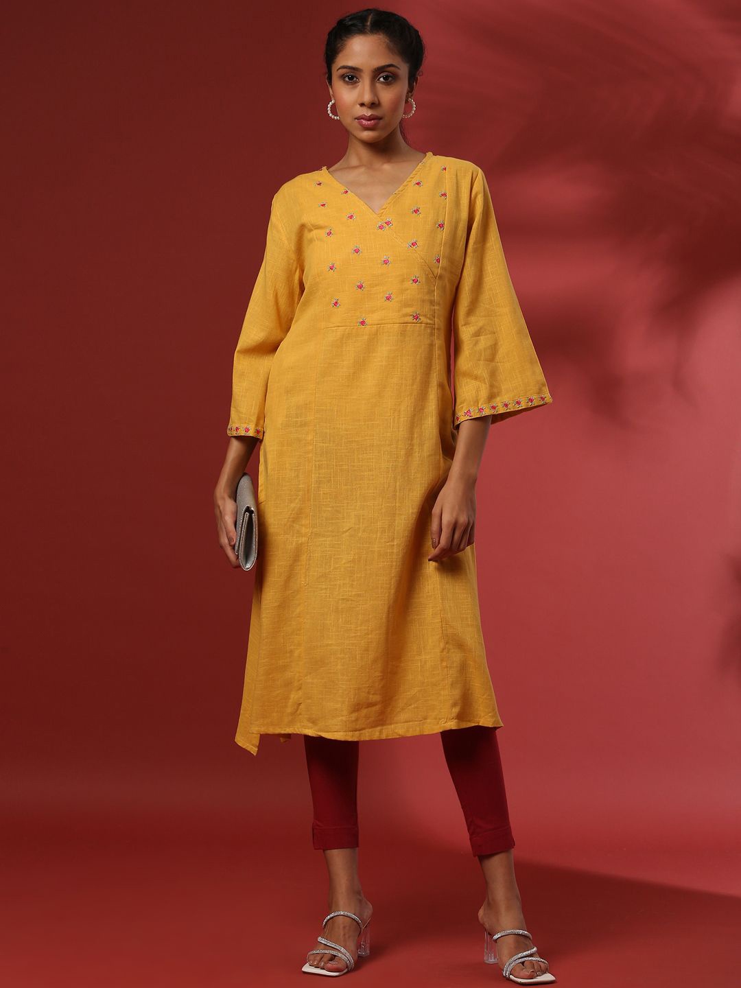 

Abhishti Floral Embroidered V-Neck Flared Sleeves Pure Cotton Straight Kurta, Mustard