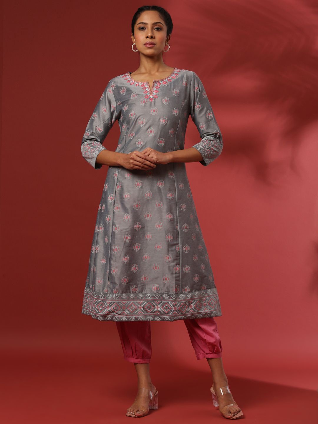 

Abhishti Ethnic Motifs Embroidered Notch Neck Thread Work A-Line Kurta, Grey