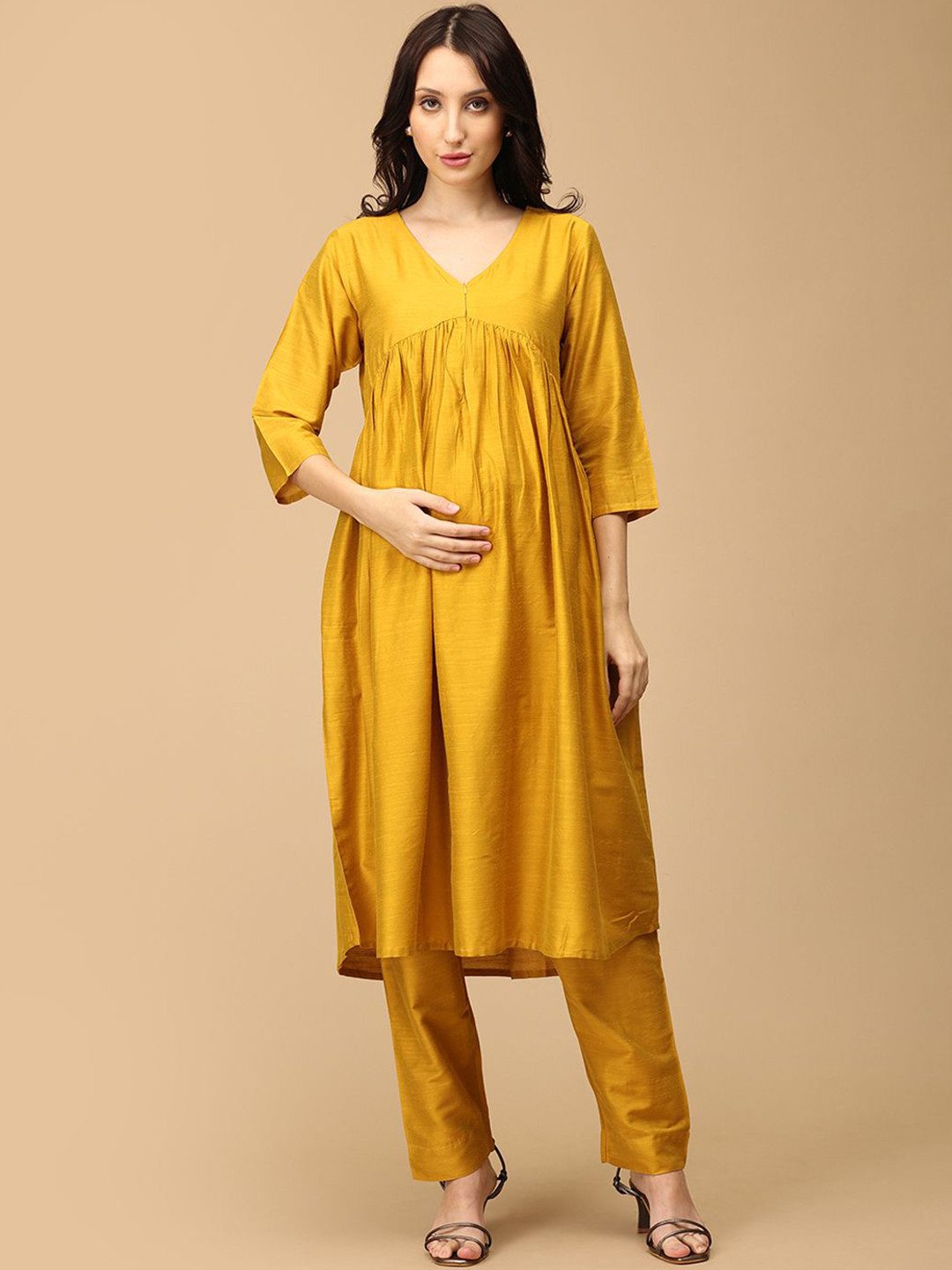 

The Mom Store V-Neck Three-Quarter Sleeves Empire Raw Silk Kurta With Trouser, Yellow