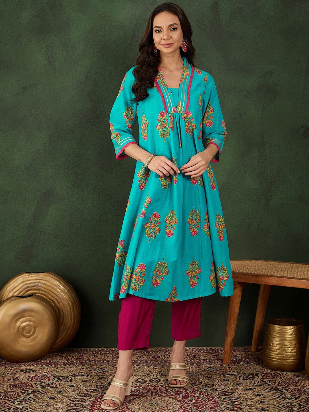 

Sangria Teal Blue Floral Printed V-Neck Panelled Pure Cotton A-Line Kurta