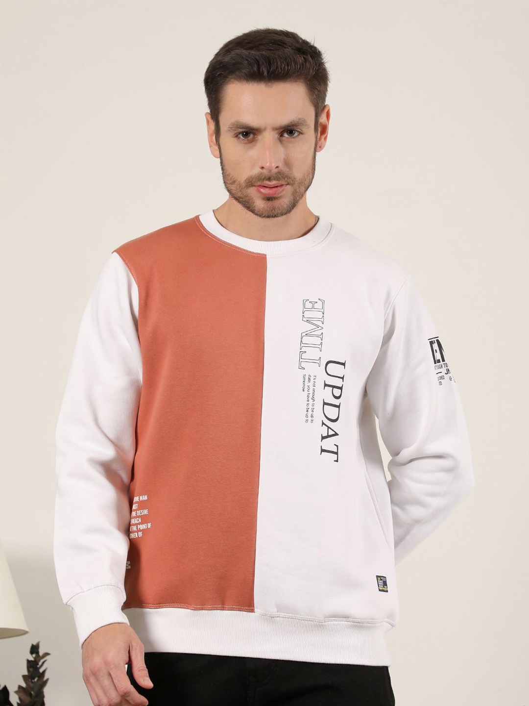 

COBB Men Colourblocked Cotton Sweatshirt, White