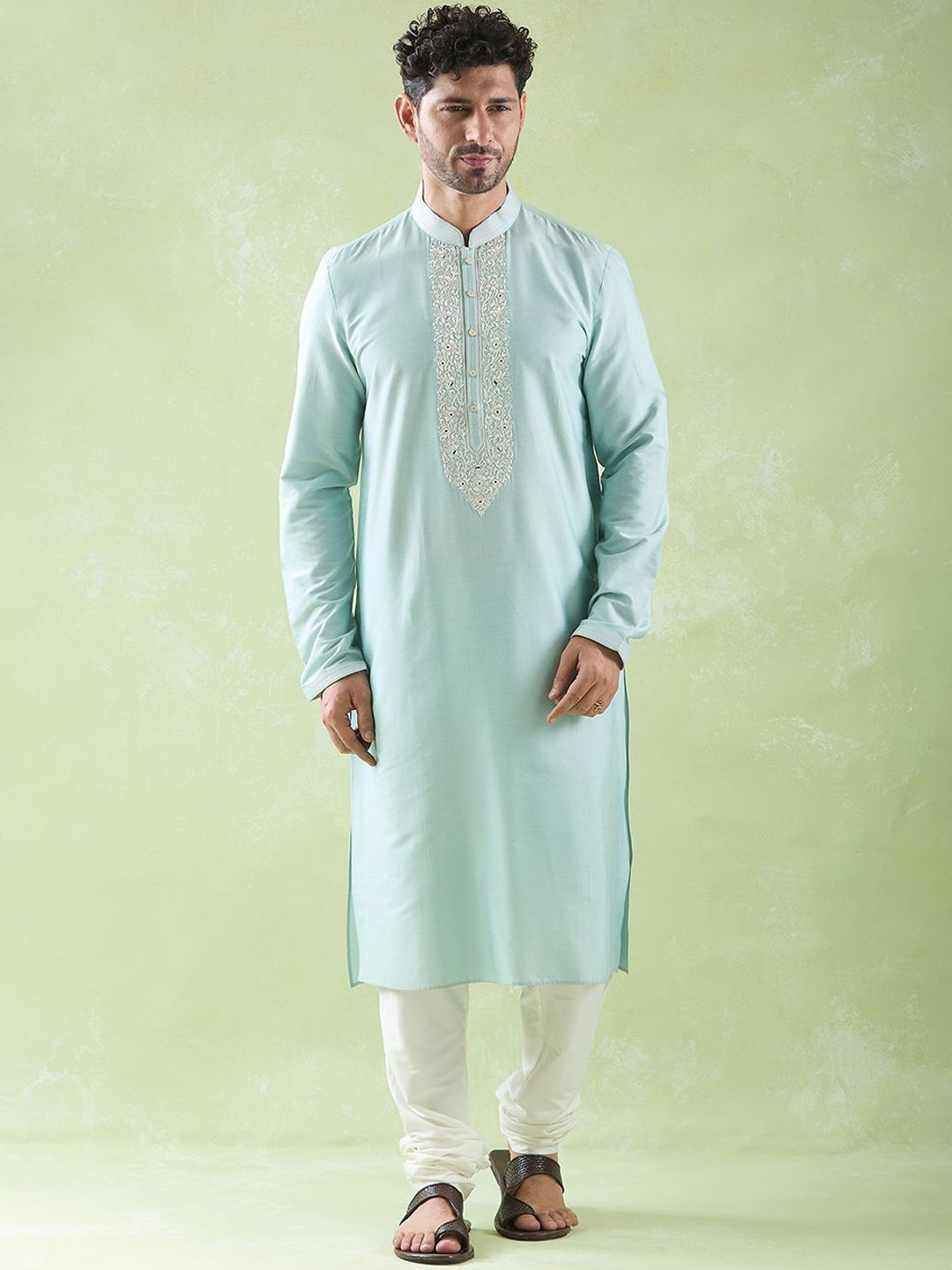 

Arihant Rai Sinha Ethnic Motifs Yoke Design Thread Work Pure Cotton Kurta & Churidar, Blue