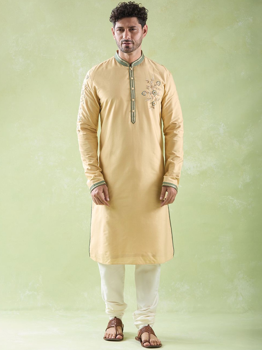 

Arihant Rai Sinha Floral Embroidered Chanderi Silk Straight Kurta With Churidar, Yellow