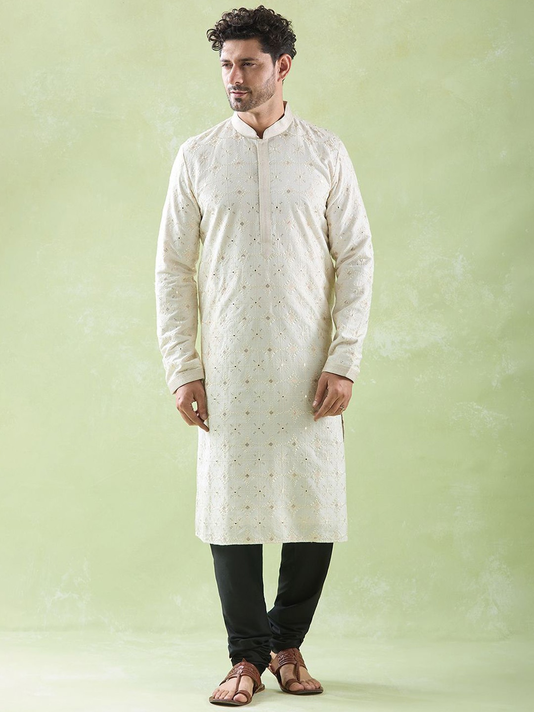 

Arihant Rai Sinha Ethnic Motifs Embroidered Thread Work Pure Silk Kurta with Churidar, Off white