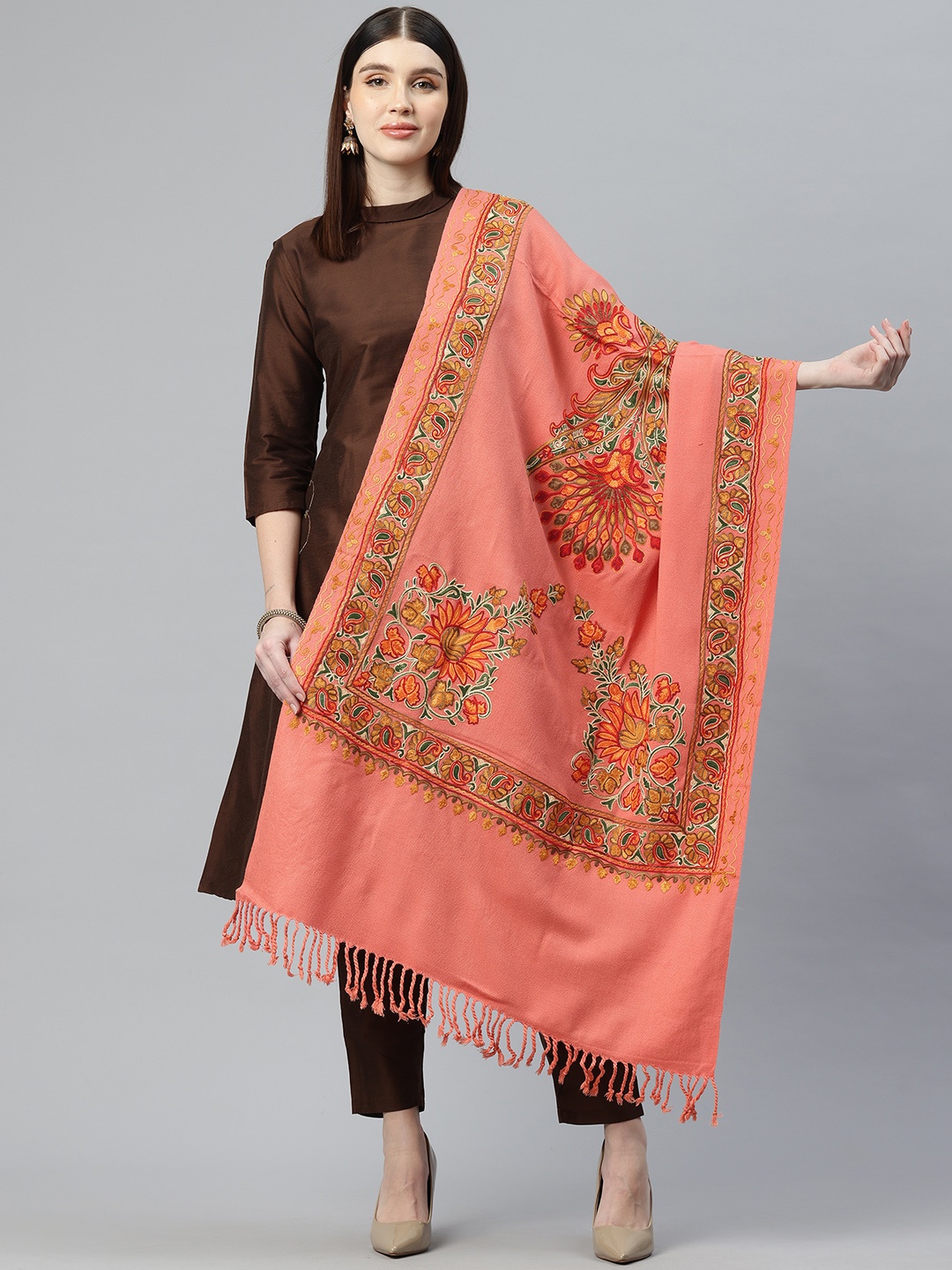 

SWI Stylish Ethnic Motifs Aari Embroidered Stole, Peach