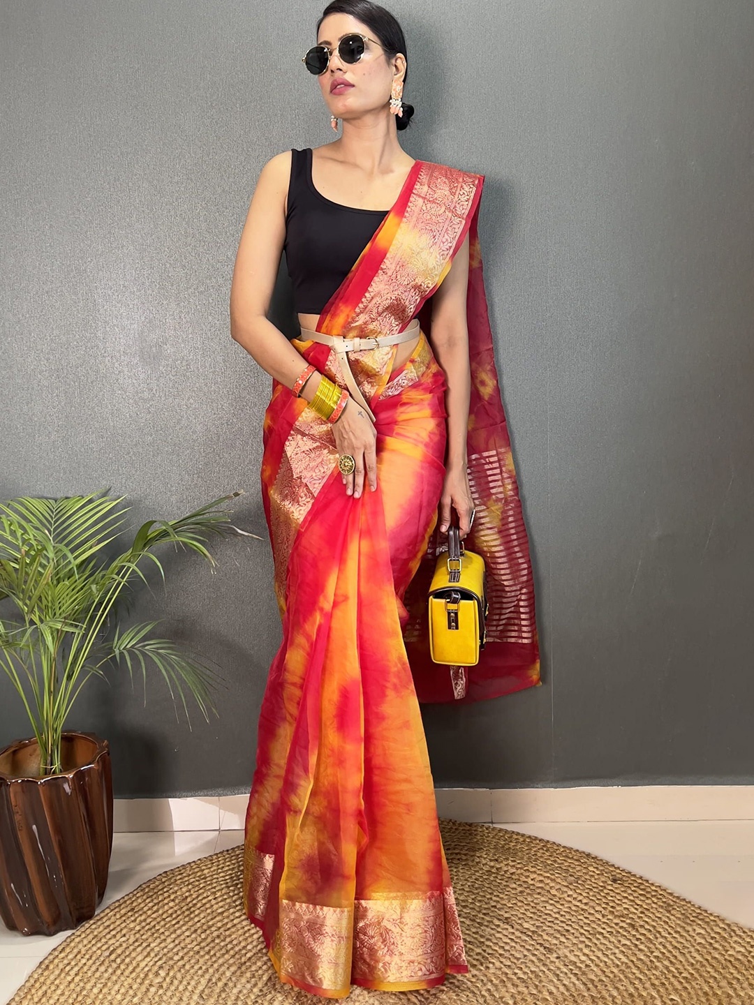 

Mitera Tie and Dye Zari Organza Leheriya Saree, Red