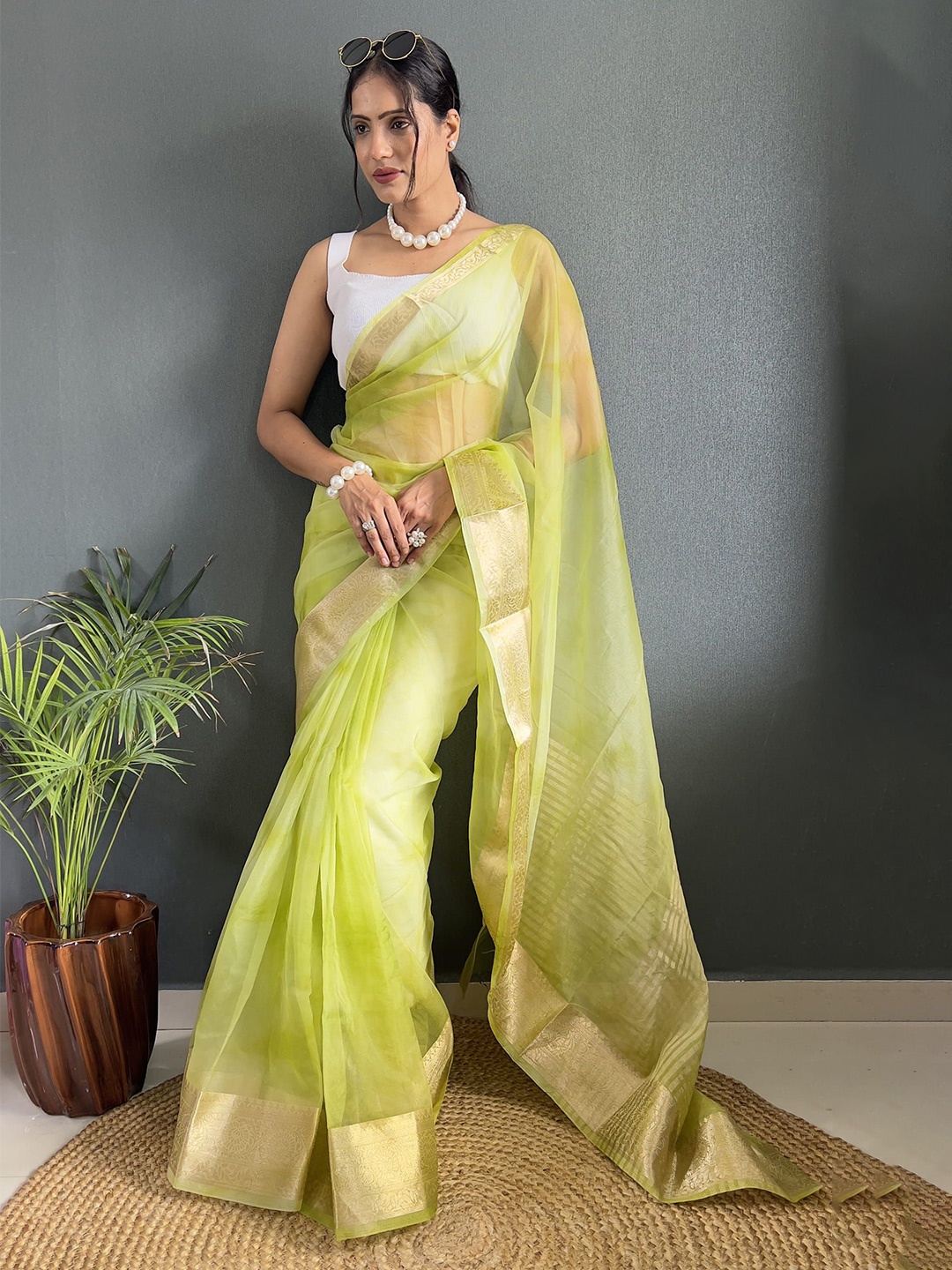 

Mitera Zari Organza Kanjeevaram Saree, Green