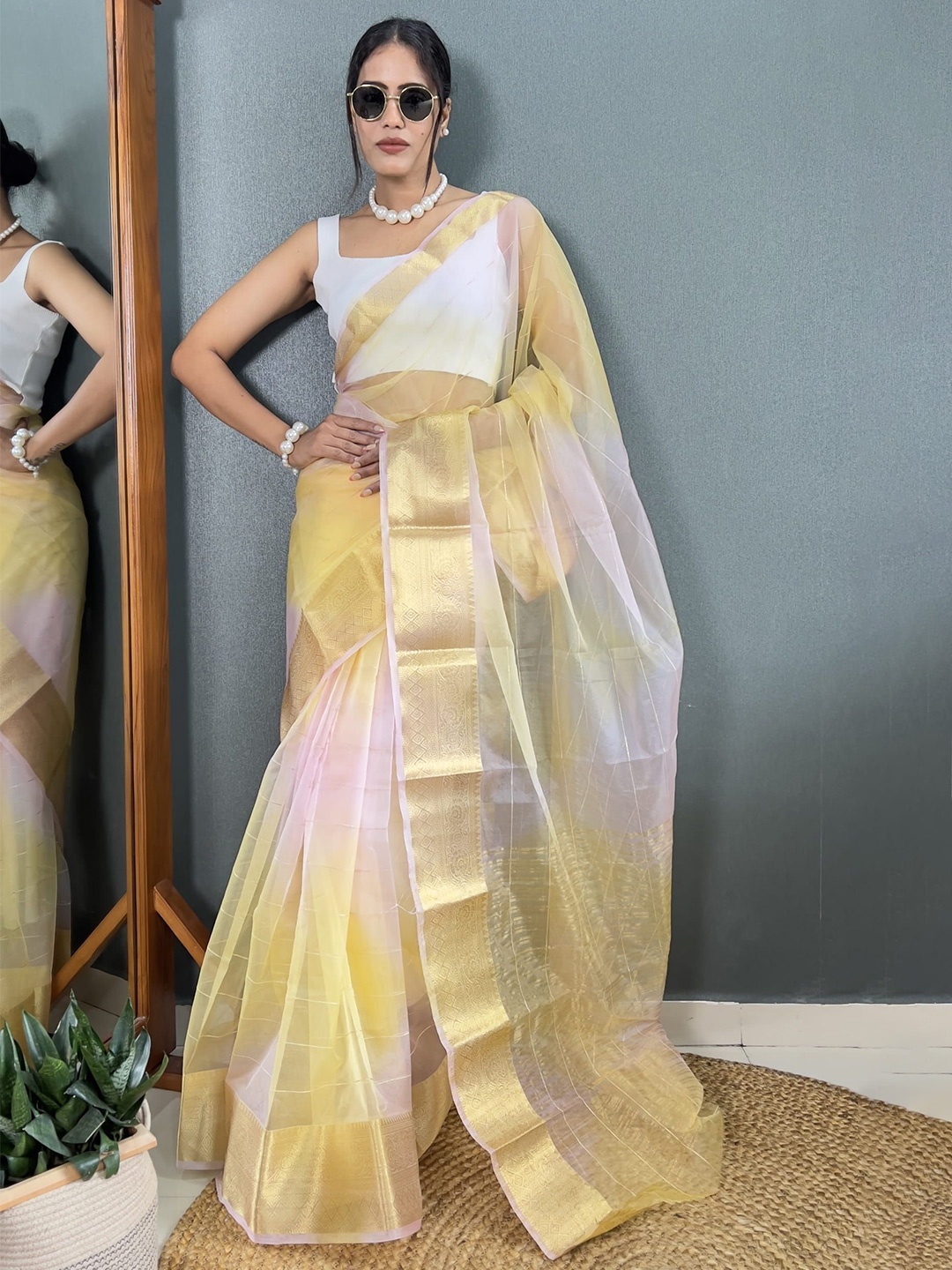 

Mitera Ombre Zari Leheriya Saree, Yellow