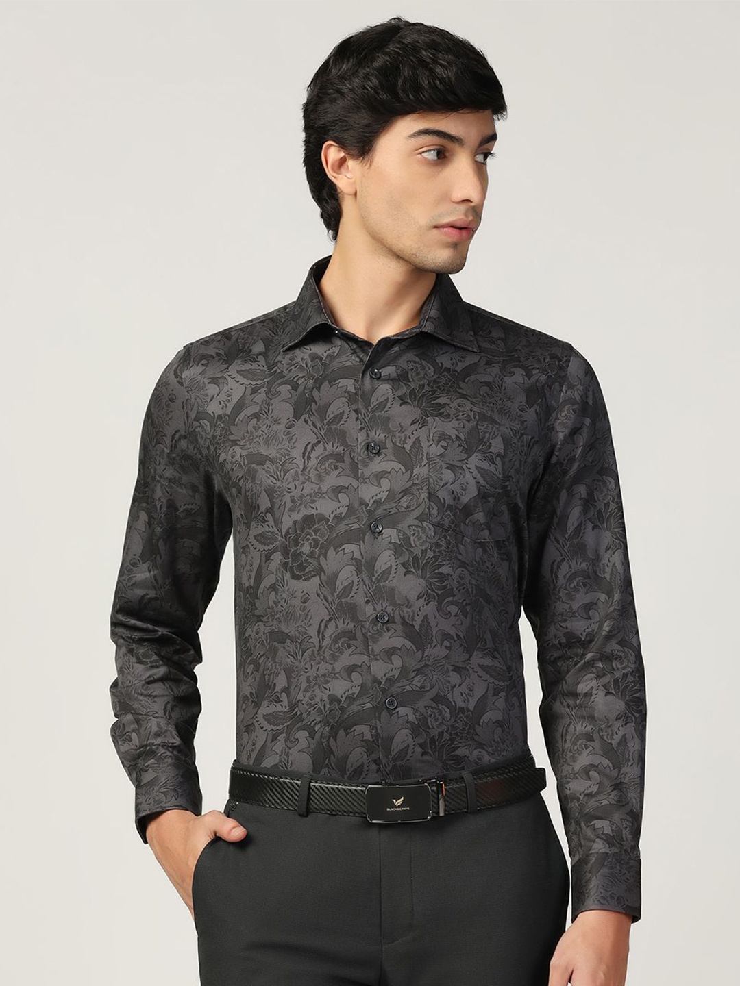 

Blackberrys Men India Slim Spread Collar Floral Printed Cotton Slim Fit Formal Shirt, Charcoal