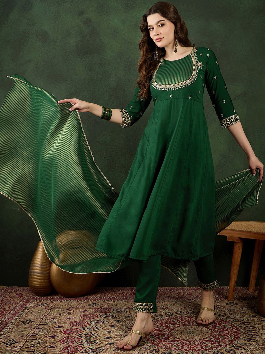 

Sangria Green Floral Embroidered Regular Anarkali Kurta With Trouser With Dupatta