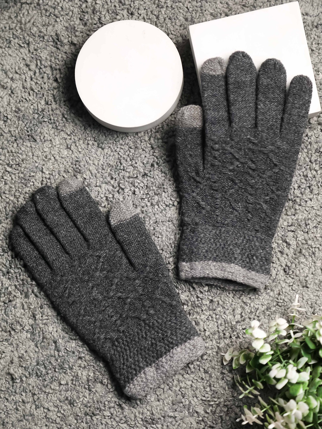 

Brauch Women Patterned Winter Gloves, Grey