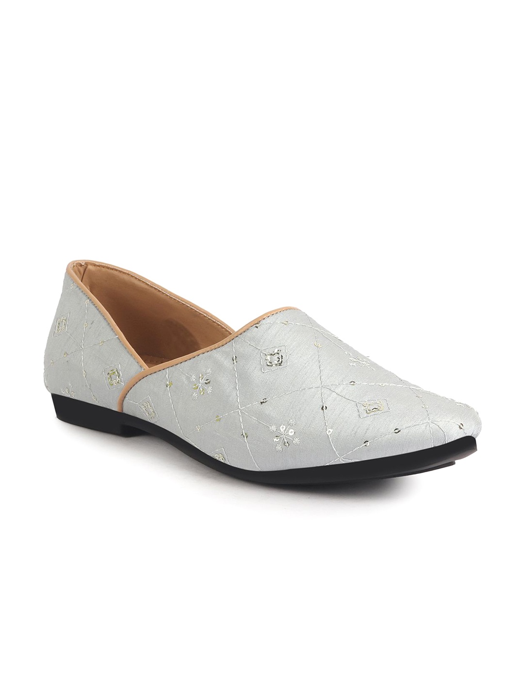 

FAUSTO Men Perforations Lightweight Mojaris, White
