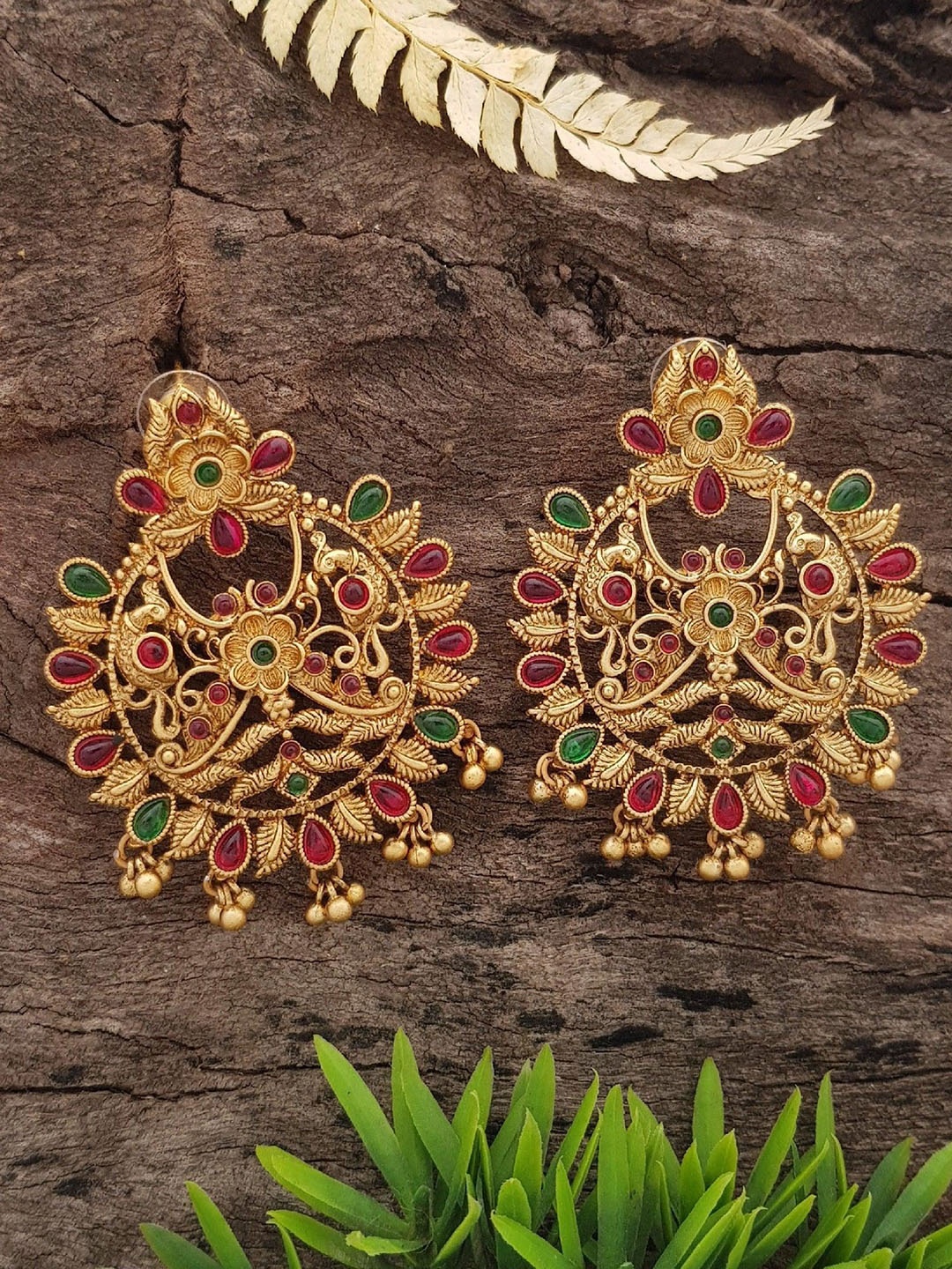 

GRIIHAM Gold-Plated Contemporary American Diamond Chandbalis