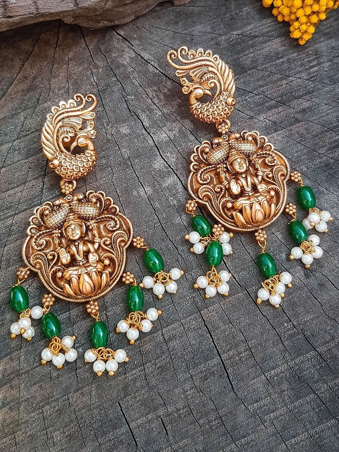 

GRIIHAM Gold-Plated Contemporary American Diamond Drop Earrings