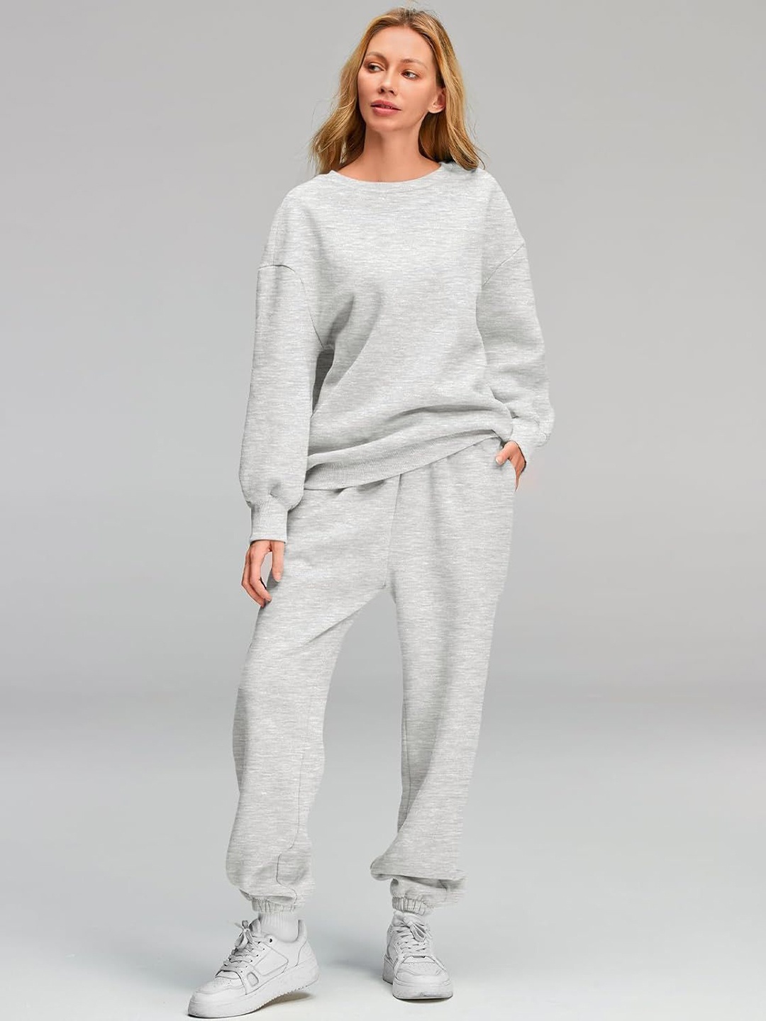 

Q-rious Women Oversized Sweatshirt & Joggers Track Suit, Grey