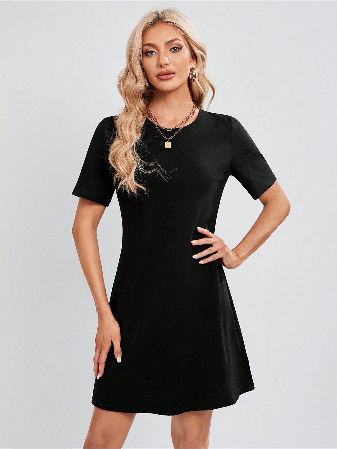 

The Roadster Lifestyle Co Women Short Sleeve T-shirt Dress, Black