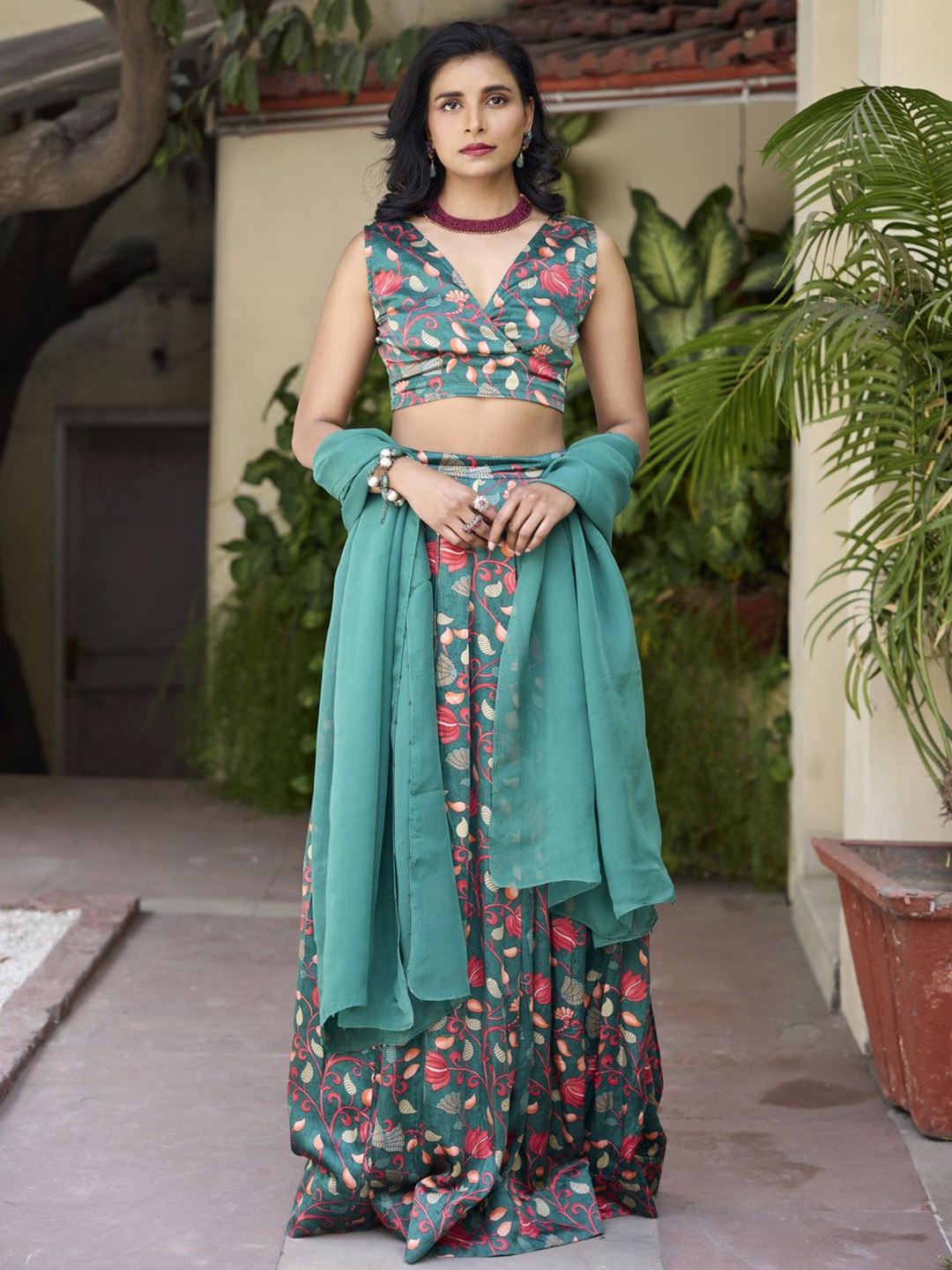 

BAARO MASI Printed Ready to Wear Lehenga & Blouse With Dupatta, Green