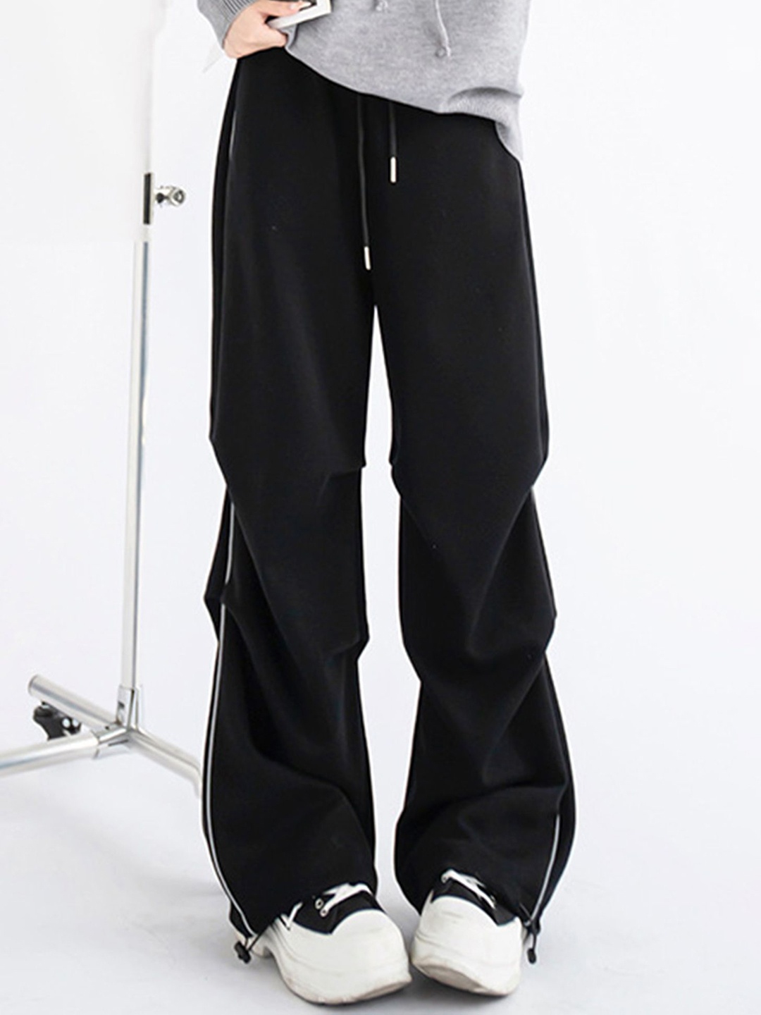 

LULU & SKY Women Straight Fit High-Rise Trousers, Black
