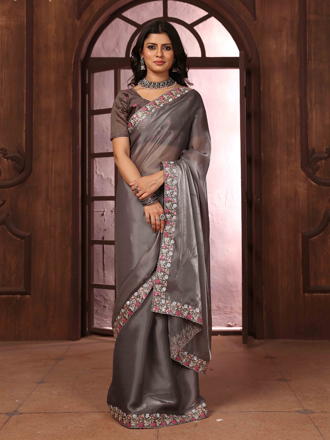 

KIMISHA Floral Embroidered Poly Chiffon Saree, Grey