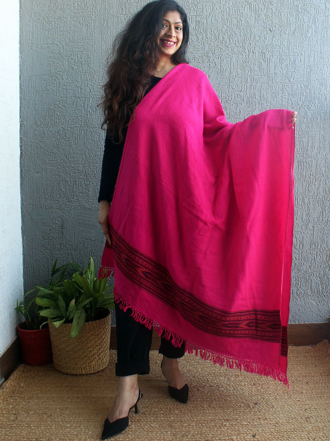 

Weaves of Tradition Women Geometric Woven Design Shawl, Pink