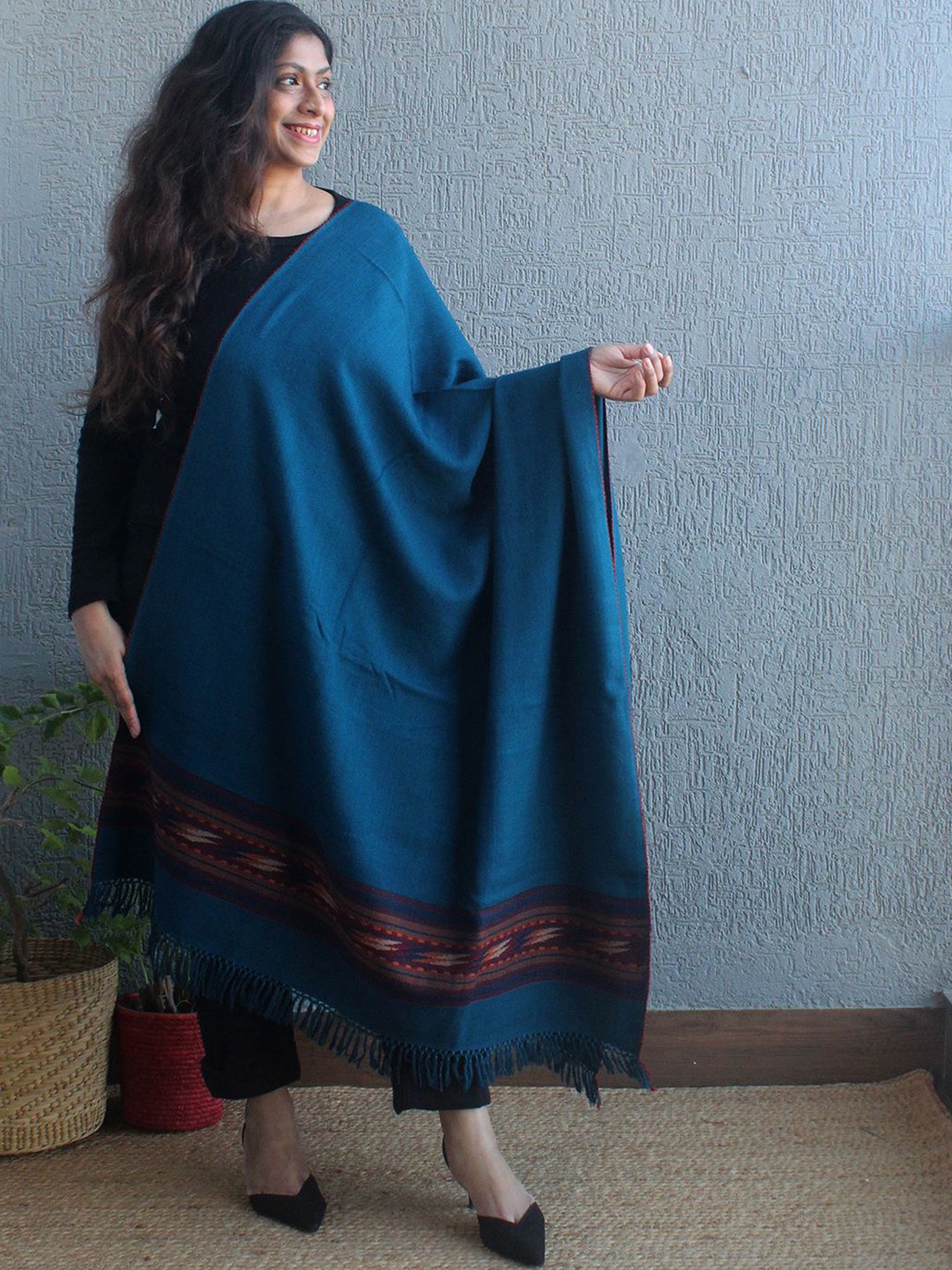 

Weaves of Tradition Women Geometric Woven Design Shawl, Blue
