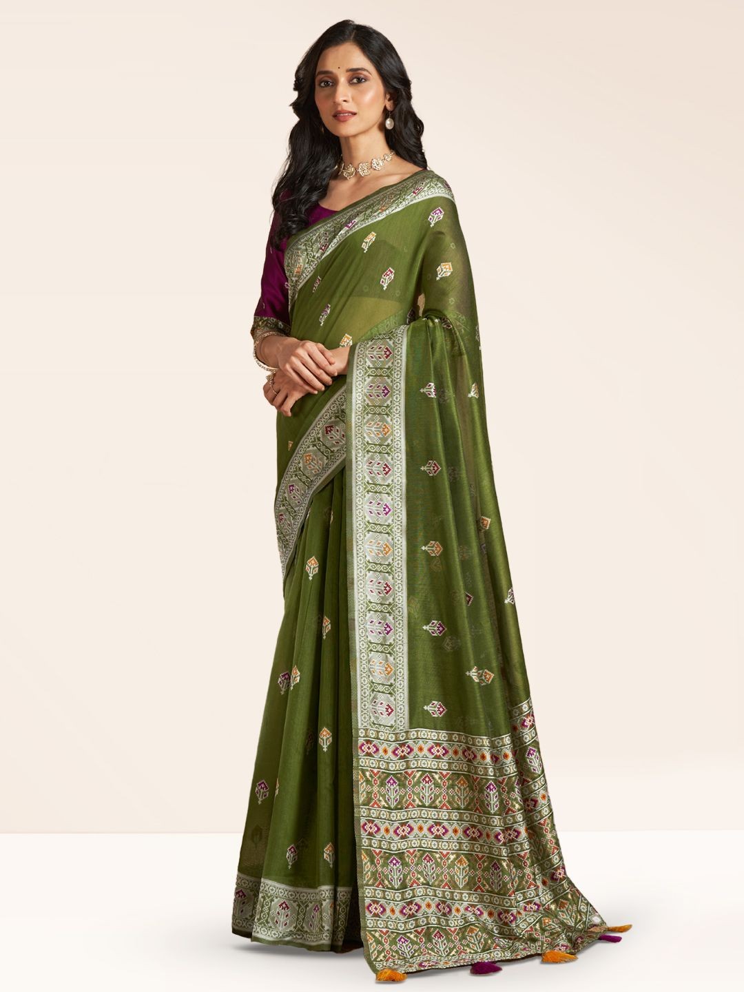 

SARHA Floral Woven Design Pure Cotton Saree, Green